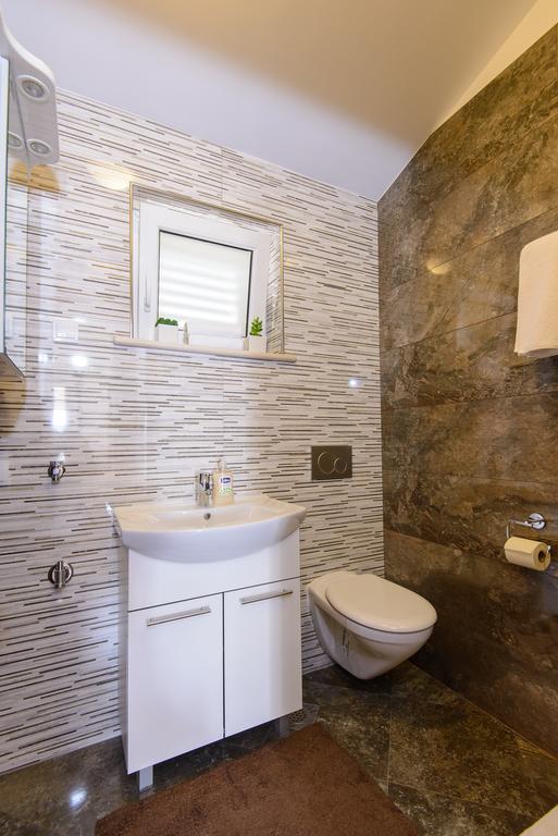 Apartment Violeta 2 With Parking دوبروفينك الغرفة الصورة