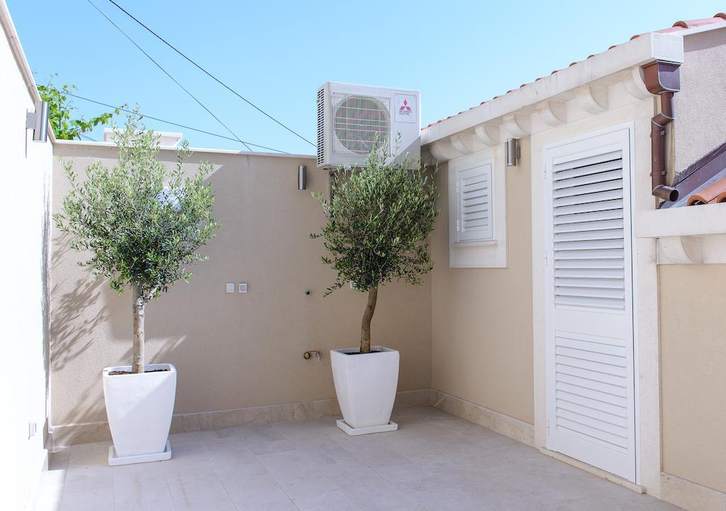 Apartment Violeta 2 With Parking دوبروفينك الغرفة الصورة